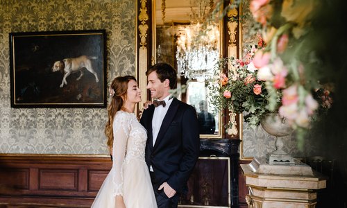 Hochzeitspaar im Grauen Salon ©ÖBf-Archiv/Porwol